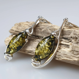 Auskarai gintariniai. Dovana Jai. Žalio gintaro auskarai.