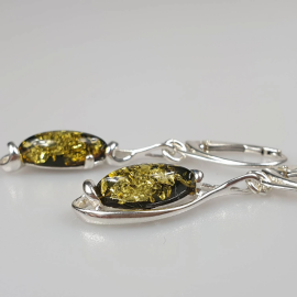 Auskarai gintariniai. Dovana Jai. Žalio gintaro auskarai.