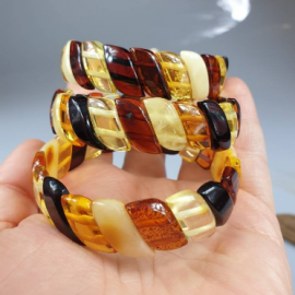 Ayrankė. Gintarinė apyrankė. Marga gintaro apyrankė . Rankų darbo apyrankė Ayrankė. Gintarinė apyrankė. Marga gintaro apyrankė . Rankų darbo apyrankė