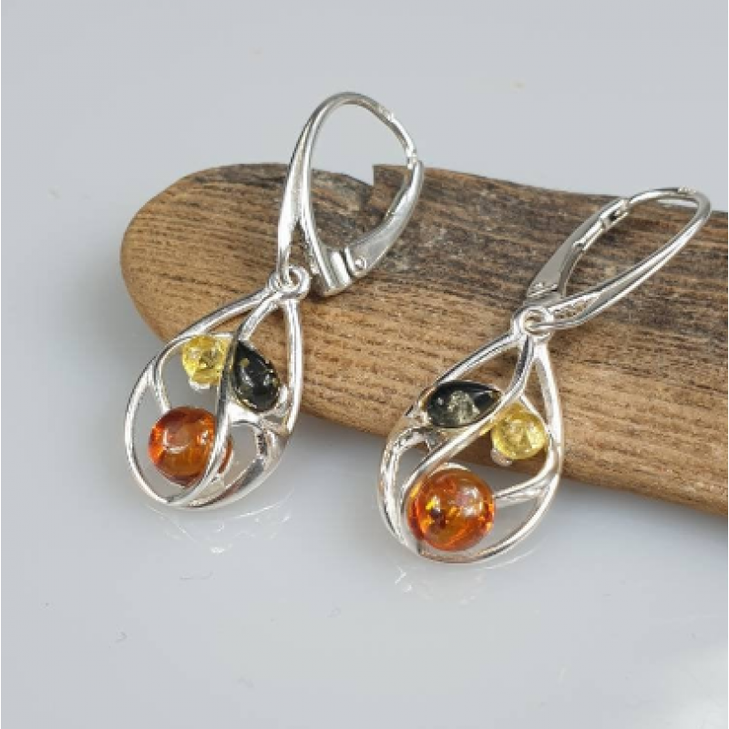 .Auskarai "Margi lašai'. Gintariniai auskrai.  .Auskarai "Margi lašai'. Gintariniai auskrai.