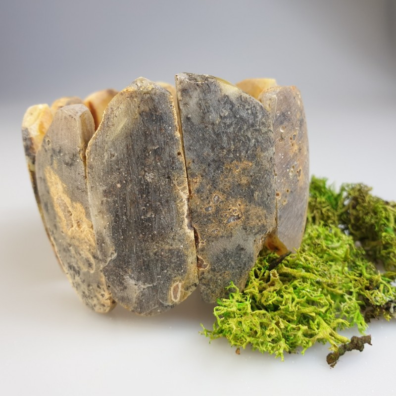 Gintarinė apyrankė dovana jai Gintarinė apyrankė dovana jai