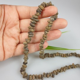 smulkūs žalio gintaro karoliai, gydomieji gintaro karoliai Skydliaukės gydymui smulkūs žalio gintaro karoliai, gydomieji gintaro karoliai Skydliaukės gydymui