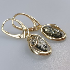 Auskarai paaukuostas žalias gintaras