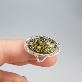 Žalio gintaro žiedas