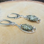 Auskarai gintariniai. Dovana Jai. Žalio gintaro auskarai.