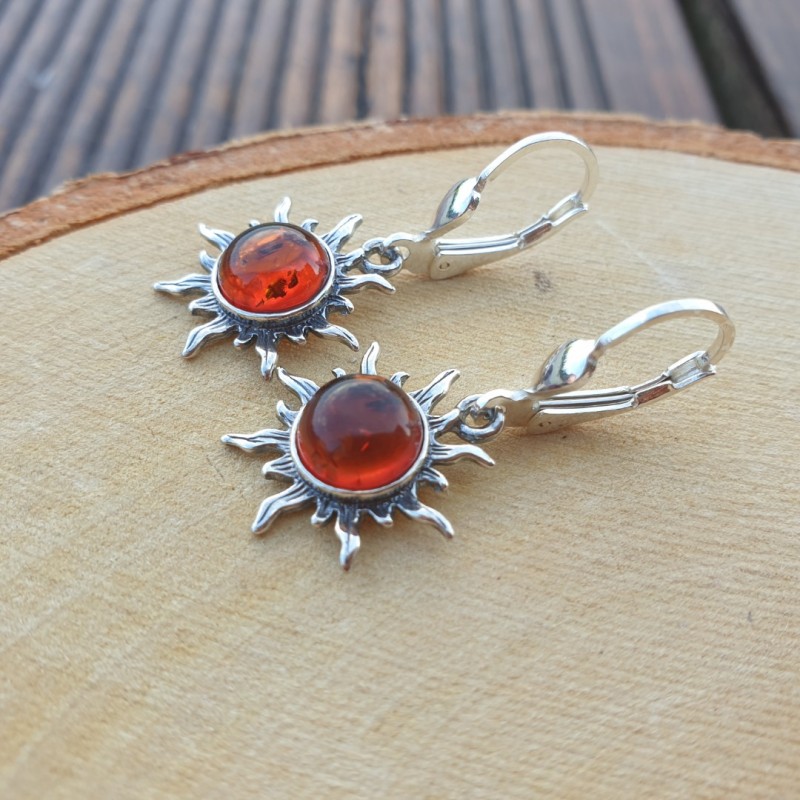 Auskarai "saulytė". Natūralus Baltijos gintaras. Gintariniai auskarai.  Auskarai "saulytė". Natūralus Baltijos gintaras. Gintariniai auskarai.