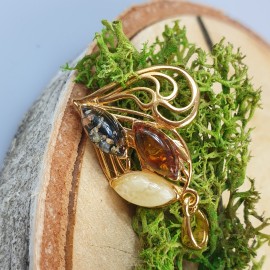 Paauksuotas gintarinis pakabukas