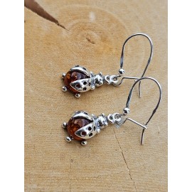 Sidabriniai auskarai su gintaru "Boružėlės". 