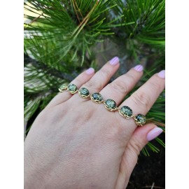 Žalio gintaro apyrankė su auksu Gimtadienio dovana jai  Žalio gintaro apyrankė su auksu Gimtadienio dovana jai