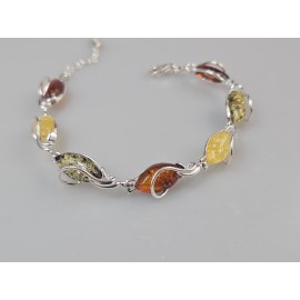 Sidabrinė apyrankė su gintaru. Rankų darbo papuošalas Dovana moteriai Kalėdinė dovana Jai. 