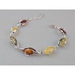 Sidabrinė apyrankė su gintaru. Rankų darbo papuošalas Dovana moteriai Kalėdinė dovana Jai. 