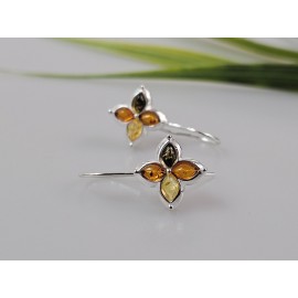 Sidabriniai auskarai su gintaru ypatinga dovana moterims ir mergaitėms