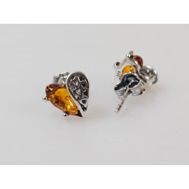 auskarai vinukai prie ausies širdelės rudas gintaras sidabras 925