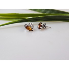 auskarai vinukai prie ausies širdelės rudas gintaras sidabras 925