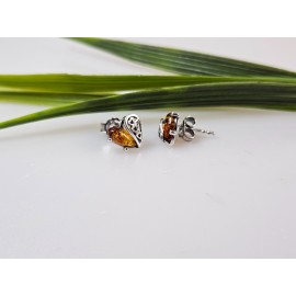 auskarai vinukai prie ausies širdelės rudas gintaras sidabras 925