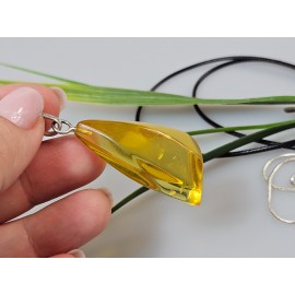 Gintaro Pakabukas gintarinis pakabukas su gintaru dovana jai kalėdinė  