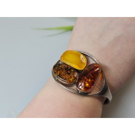 Sidabrinė apyrankė su gintaru dovana jubiliejui