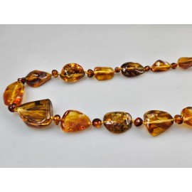 Dailūs gintariniai karoliai nedideli Amber necklace Dailūs gintariniai karoliai nedideli Amber necklace