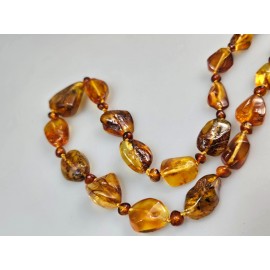 Dailūs gintariniai karoliai nedideli Amber necklace Dailūs gintariniai karoliai nedideli Amber necklace