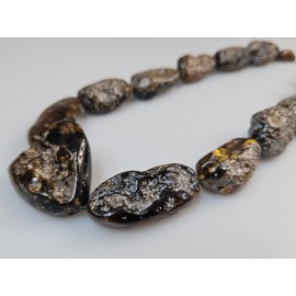 Masyvūs juodo gintaro gintariniai karoliai Raw Amber necklace Masyvūs juodo gintaro gintariniai karoliai Raw Amber necklace