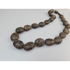 Masyvūs juodi gintariniai karoliai Raw Amber necklace Masyvūs juodi gintariniai karoliai Raw Amber necklace