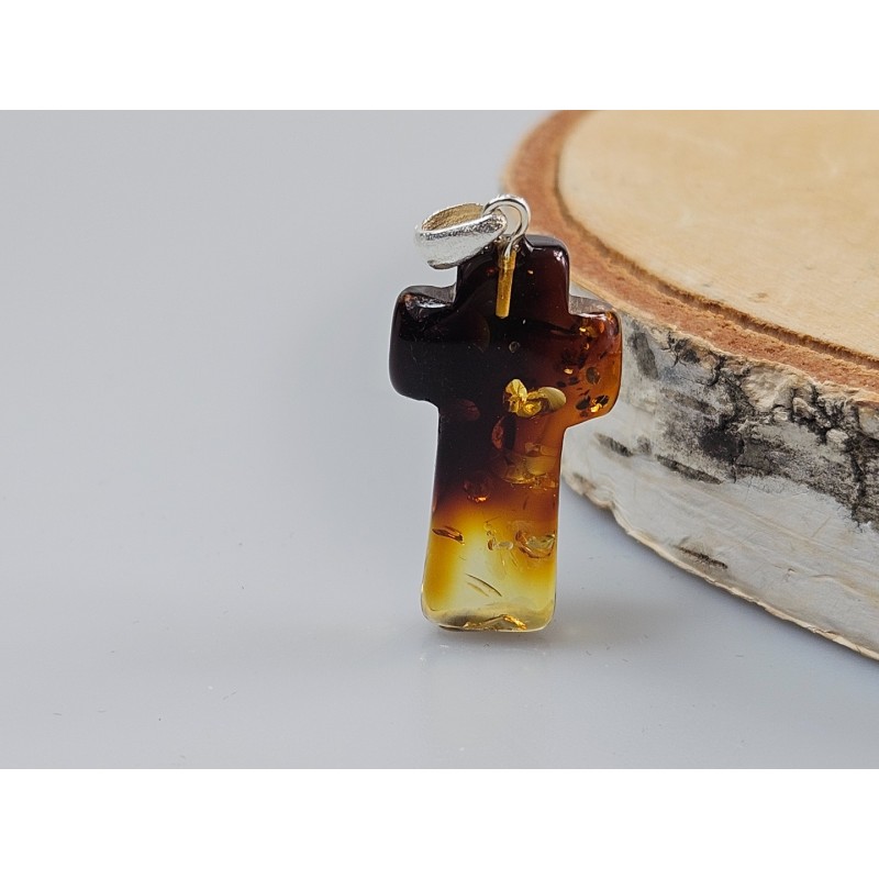 žalio gintaro gintarinis kryželis dovana jam