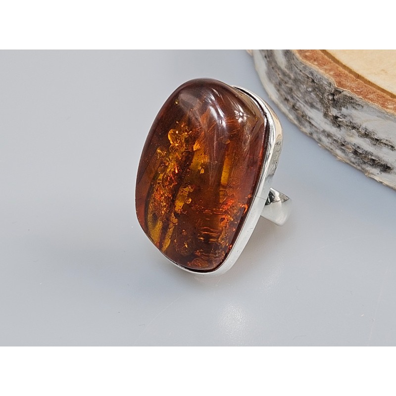 Masyvus gintarinis sidabrinis žiedas