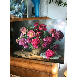 NATIURMORTAS «Bijūnai krepšelyje ir žirklės» 