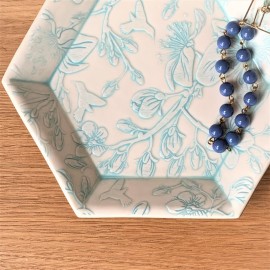 Dekoratyvi porcelianinė lėkštė