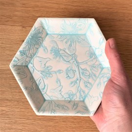 Dekoratyvi porcelianinė lėkštė