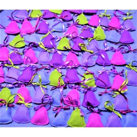 Levandomis kvepiantys linksmieji varpeliai