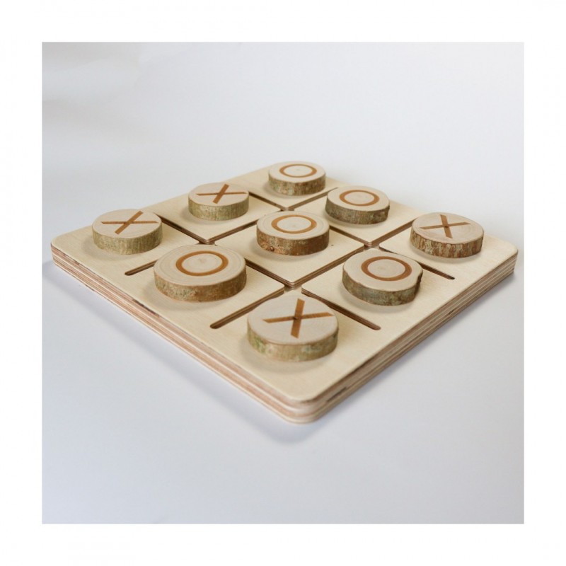 Stalo žaidimas "Kryžiukai-nuliukai"