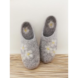 Šlepetės ramunėlės