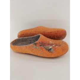 Oranžinės šlepetės