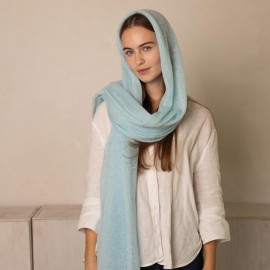 Pastelinės turkio spalvos moheros šalis su alpakų vilna Pastelinės turkio spalvos moheros šalis su alpakų vilna