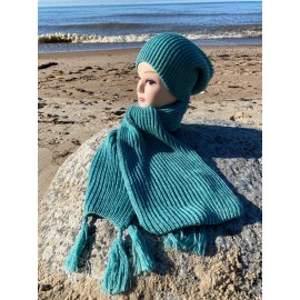 Alpakos ir vilnos komplektas. Kepurė ir šalikas mėtos spalvos