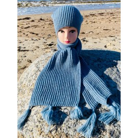 Alpakos ir vilnos komplektas. Kepurė ir šalikas pilkšvai-melsvos spalvos