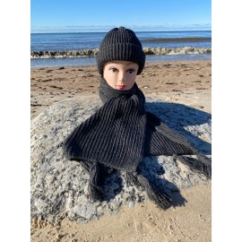 Alpakos, vilnos ir šilko komplektas. Kepurė ir šalikas tamsiai pilkos  spalvos