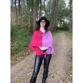 Pončas, skraistė, užmestukas, skersinukas.  Alpakos, vilnos ir šilko megztas pončas kelių spalvų, daug nešiojimo būdų