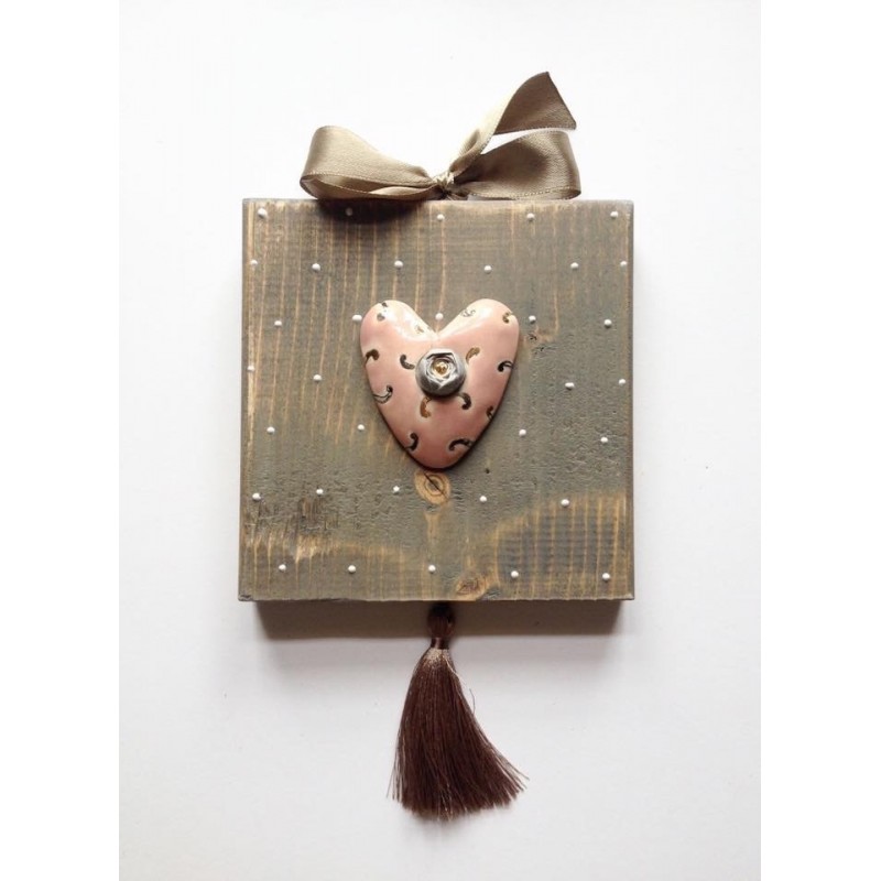 Keramikos miniatiūra ant medinės lentelės "Mano švelni meilė"