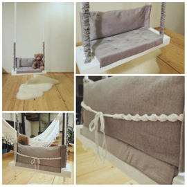 Medinės supynės-suoliukas