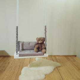 Medinės supynės-suoliukas