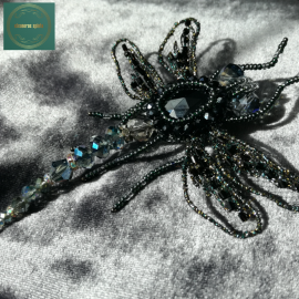 Segė - laumžirgis "Tamsus pilkasis kardinolas"