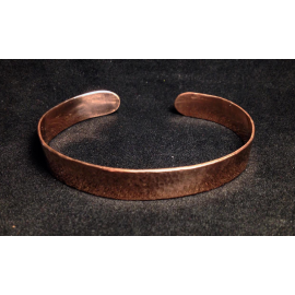 Varinė kalinėta apyrankė 10 mm pločio