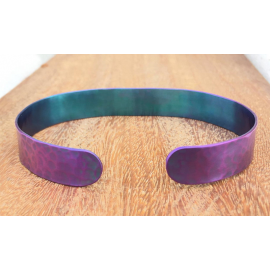 Titano kalinėta apyrankė 10 mm pločio