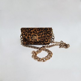 Odinė rankinė iš leopardo rašto odos