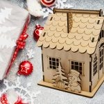 Kalėdų saldainių dėžutė namelis