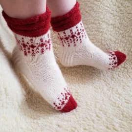 Baltos kojinės „Raudonkepuraitė“