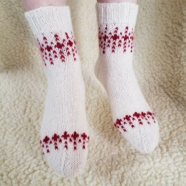 Baltos uogautojų kojinaitės Baltos uogautojų kojinaitės