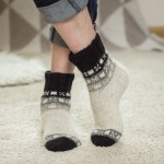 Baltos vyriškos kojinės su kvadratėliais